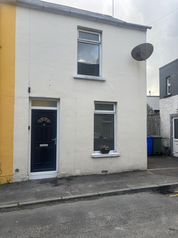 2 Beatrice Avenue