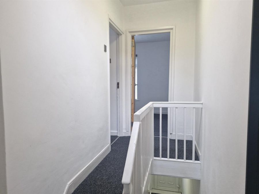 2 Beatrice Avenue