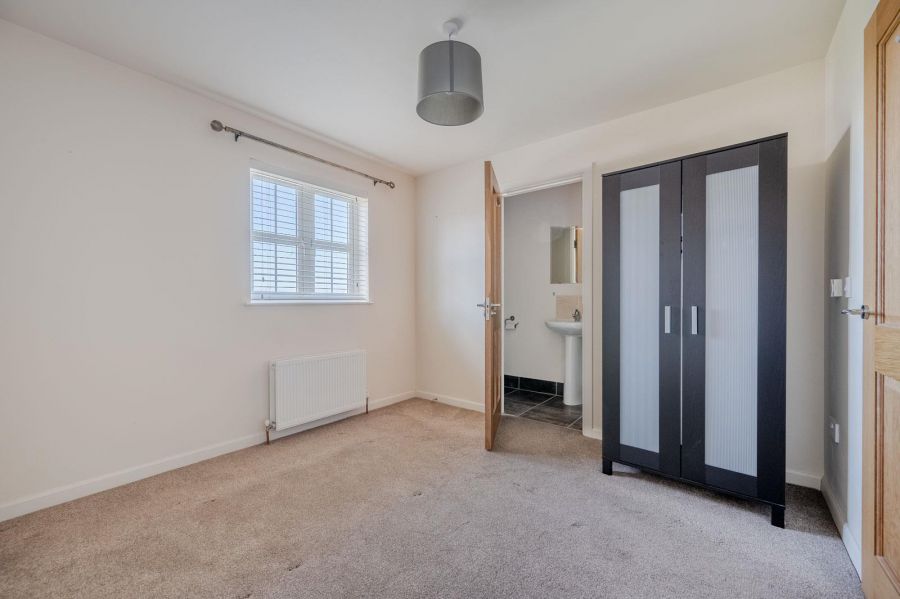7 Greyabbey Road