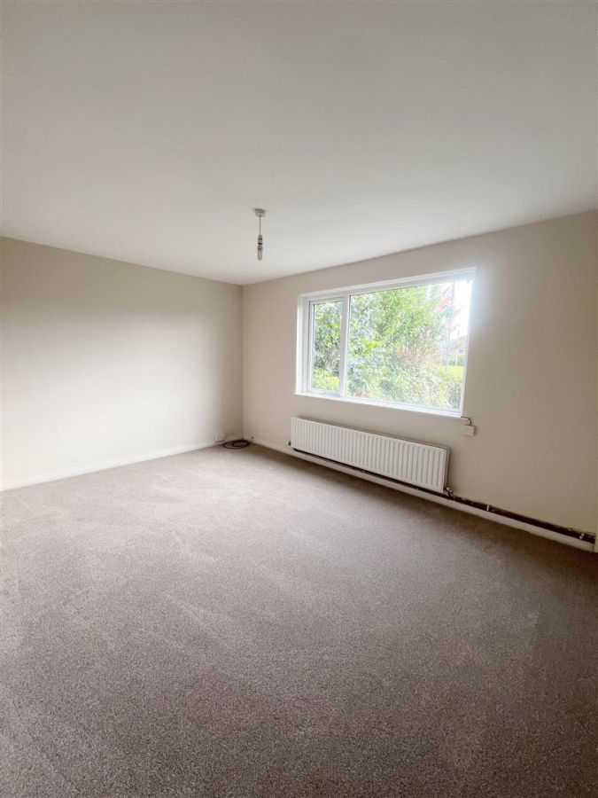 1 Churchill Park