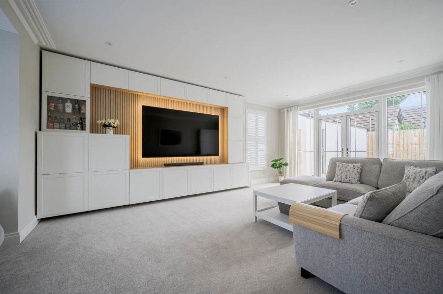 11 Brynmor Park