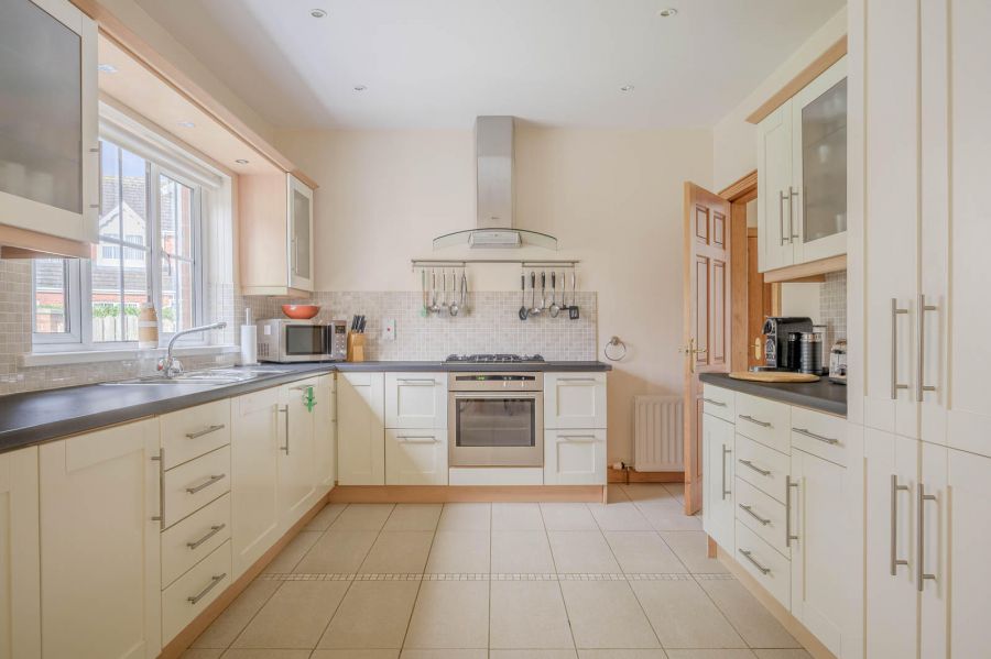 9 Ballycrochan Avenue