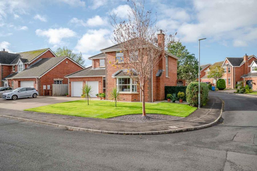 9 Ballycrochan Avenue