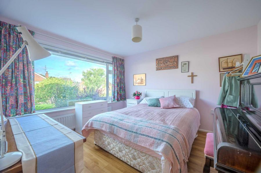 26 Sunningdale Park