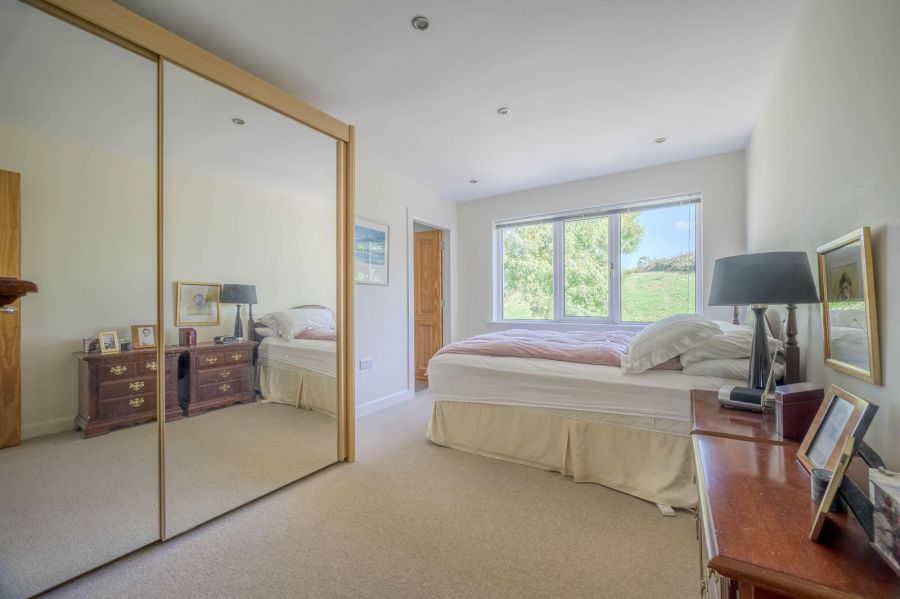 2 Hillfoot Park