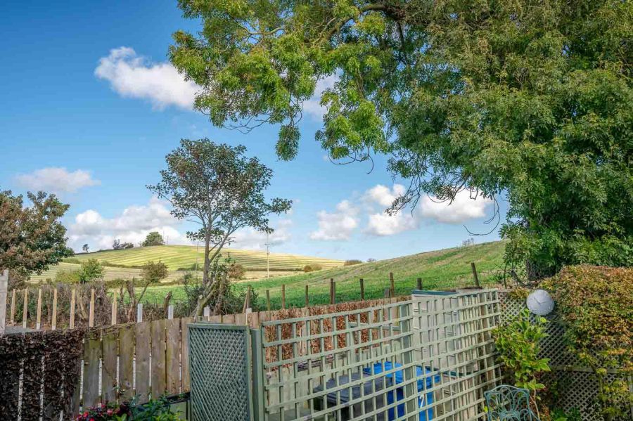 2 Hillfoot Park
