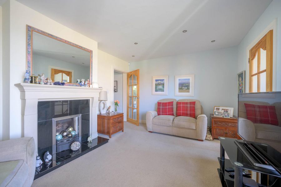 2 Hillfoot Park