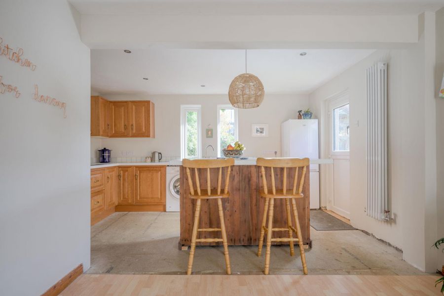 9 Regency Park