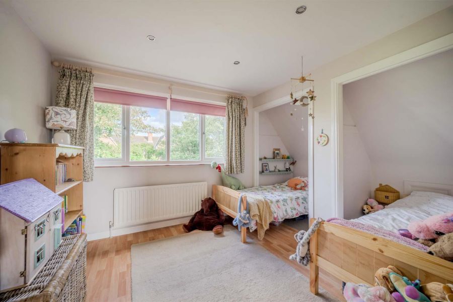 9 Regency Park