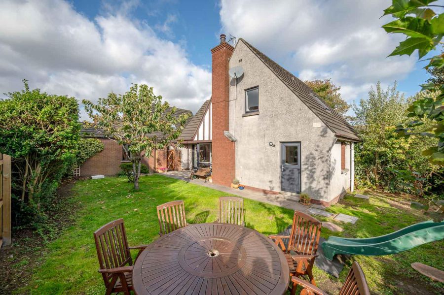 9 Regency Park