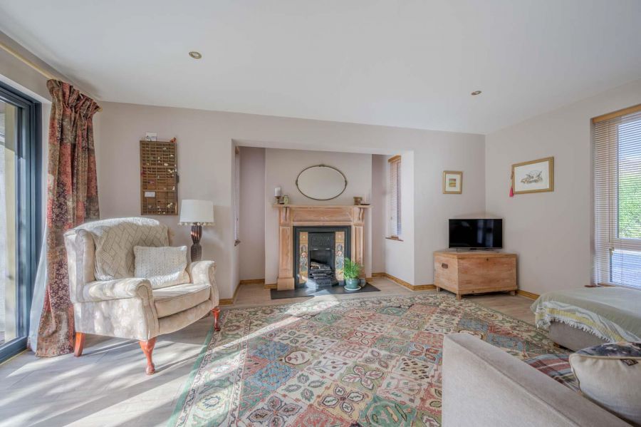 9 Regency Park