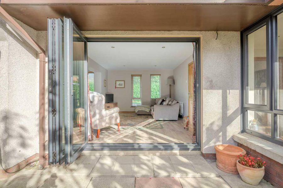 9 Regency Park