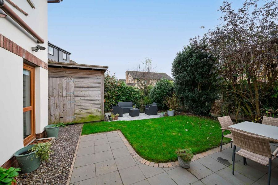 47 Stonebridge Avenue