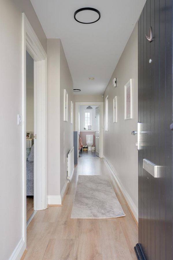 18 Tullynagardy Avenue