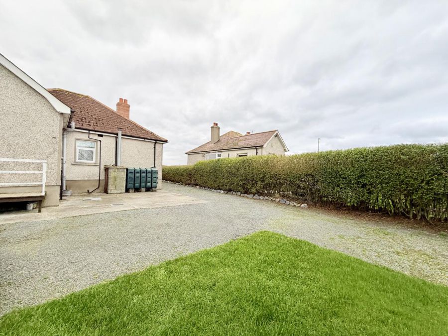 203 Whitechurch Road