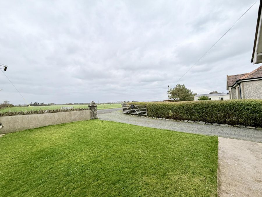 203 Whitechurch Road