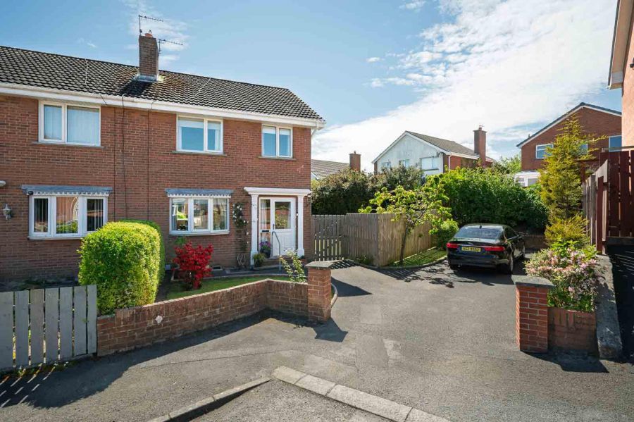 29 Tara Crescent