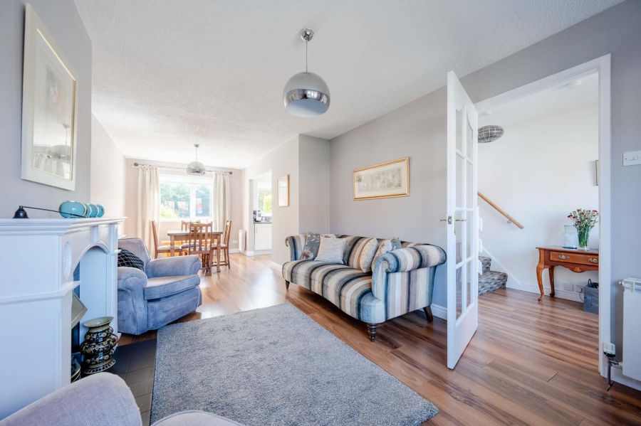 29 Tara Crescent