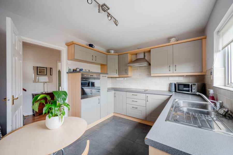 3 Rosepark Avenue