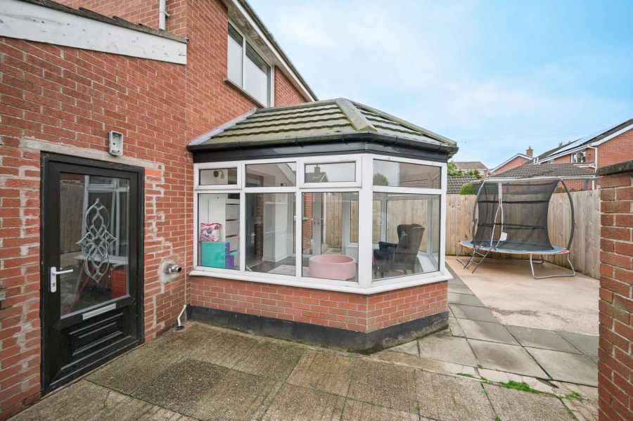 10 Cloverhill Close