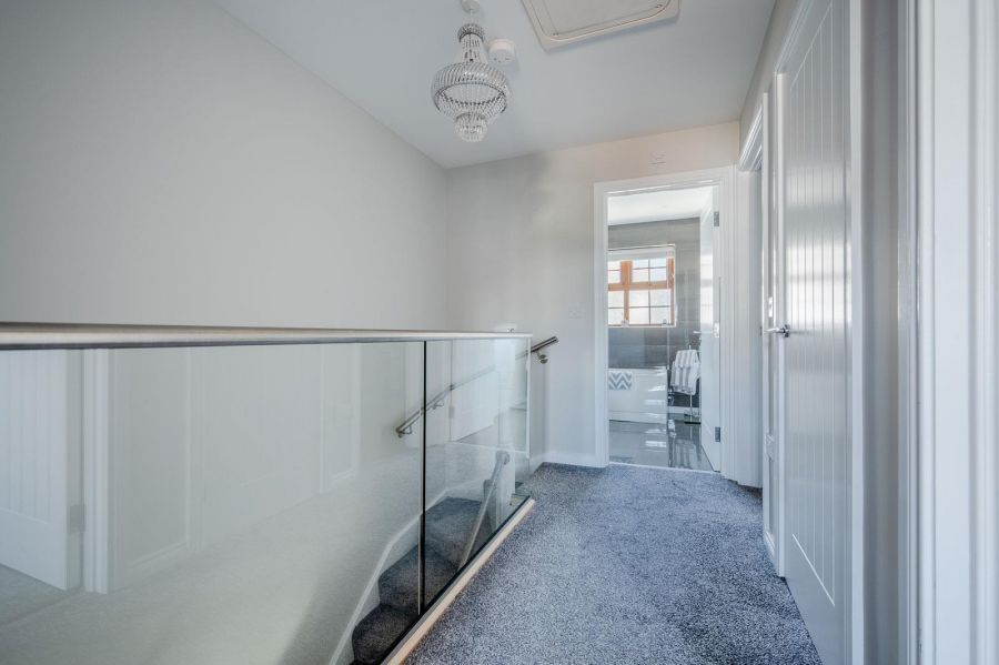 8 Drumfad Avenue