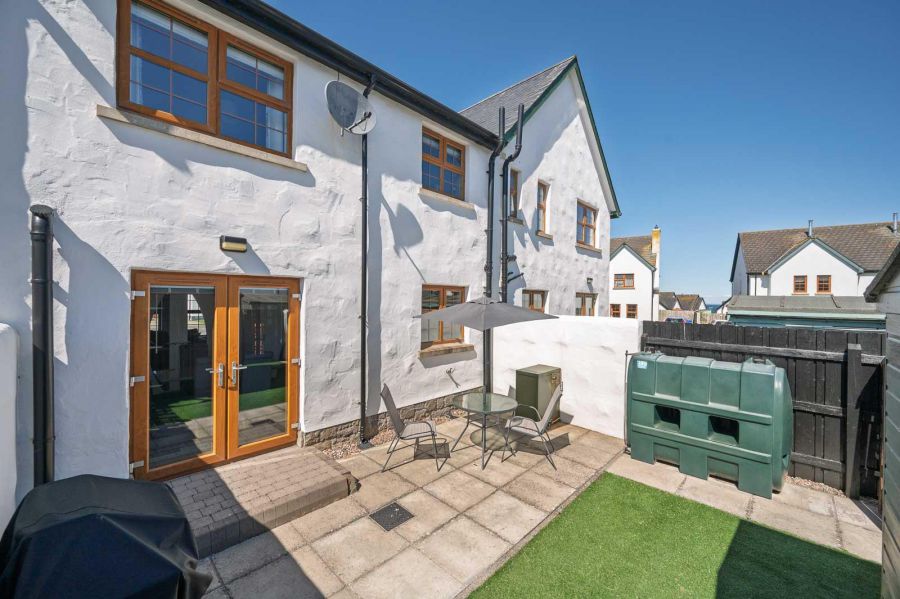 8 Drumfad Avenue