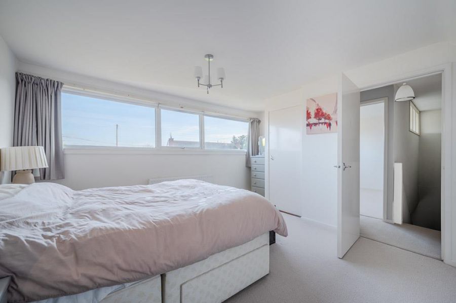 12 Rugby Crescent