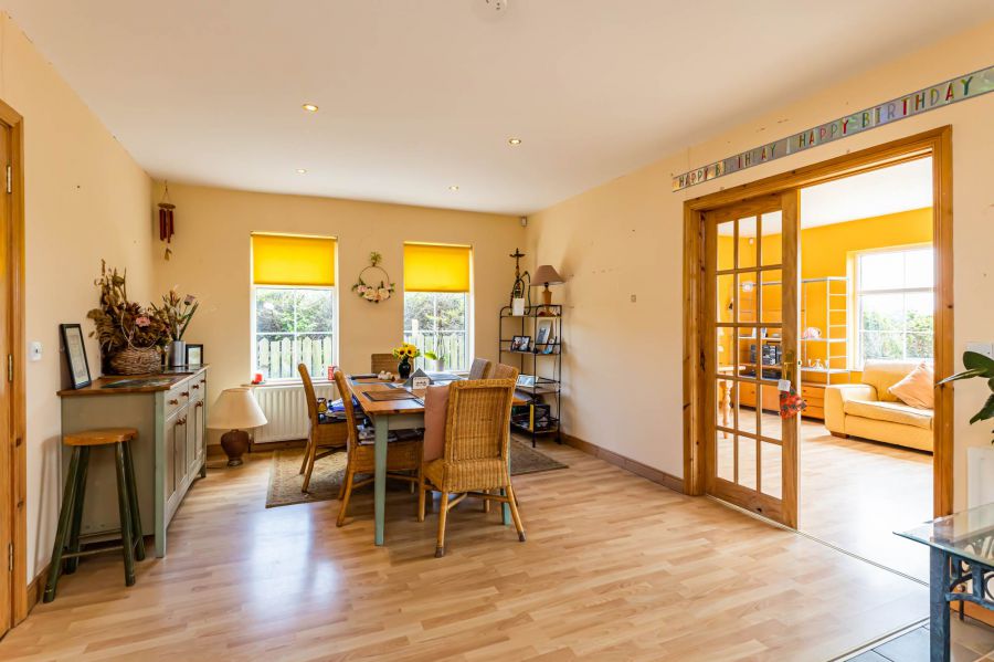 134a Warren Road