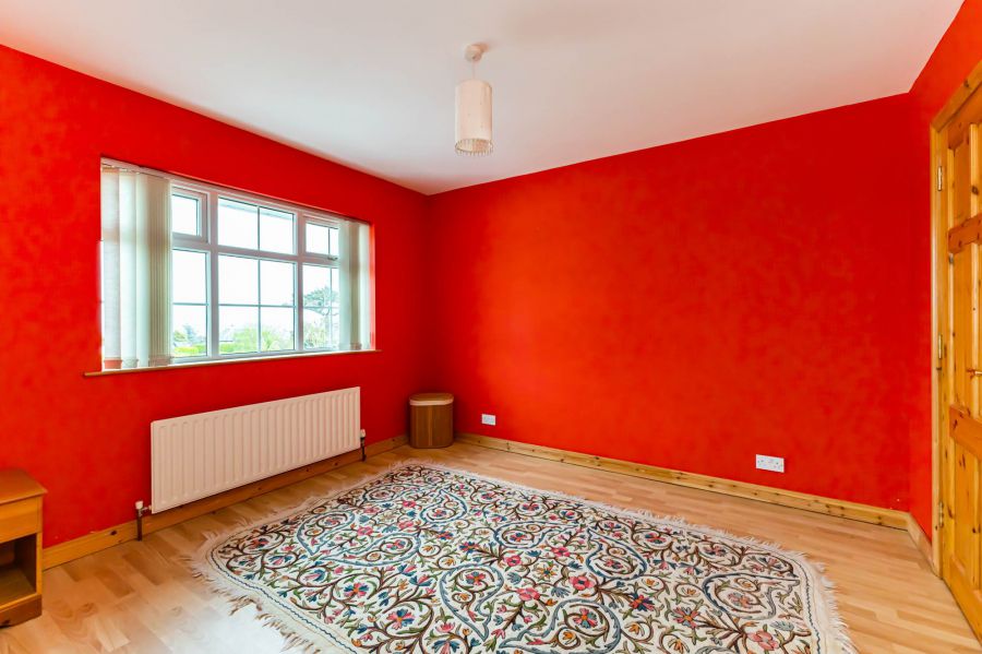 134a Warren Road