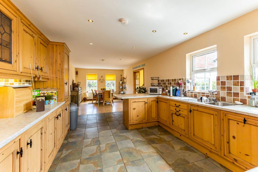 134a Warren Road
