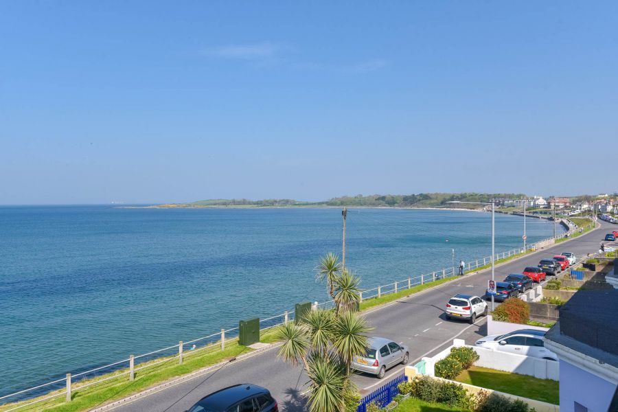 16 Ballyholme Esplanade