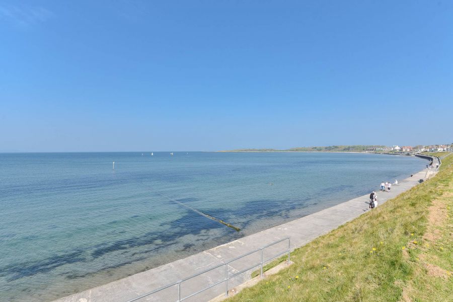 16 Ballyholme Esplanade