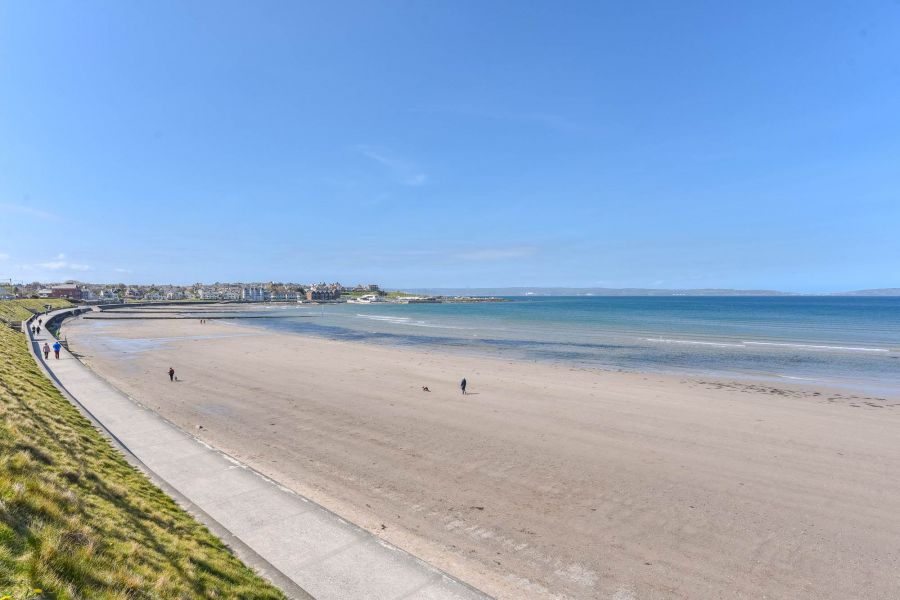 56 Ballyholme Esplanade
