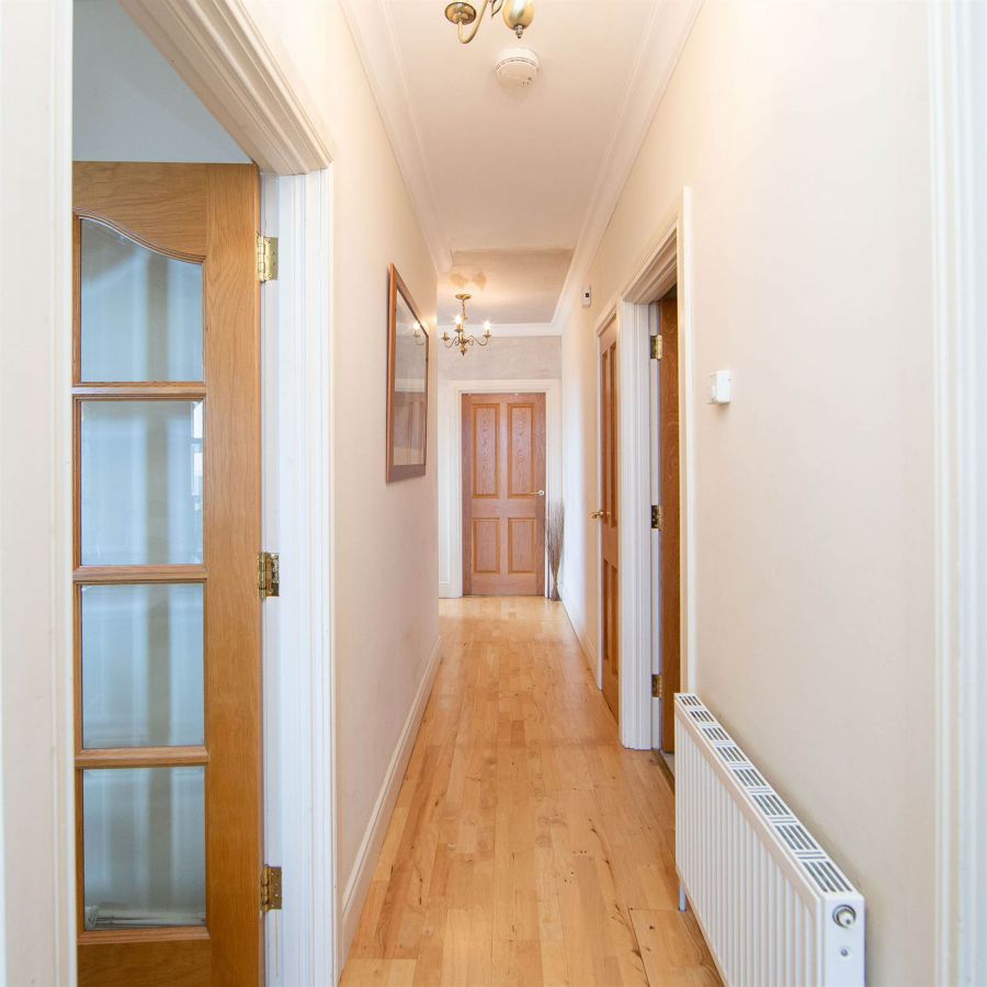 67a Warren Road
