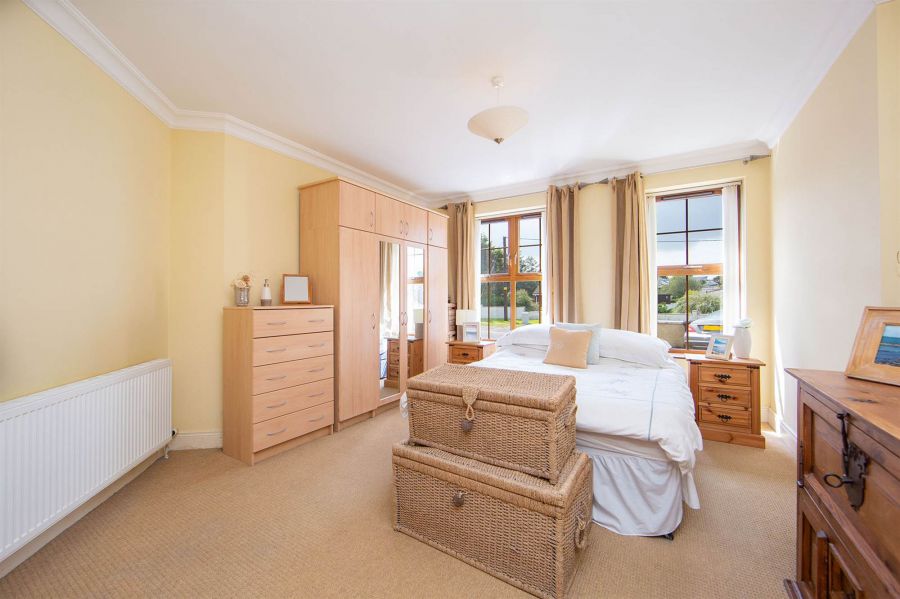 67a Warren Road