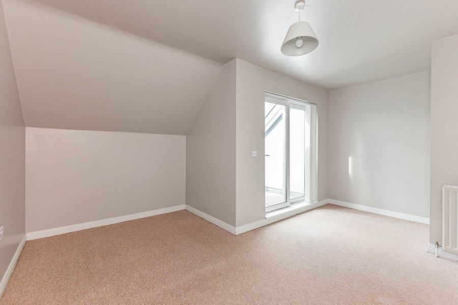 4 Sheridan Court