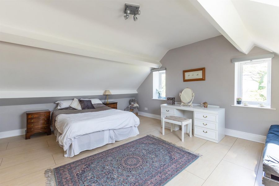 Ballyadam House, 39 Cloughey Road