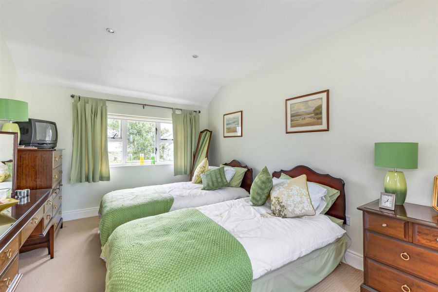 152 Main Road 152 Main Road