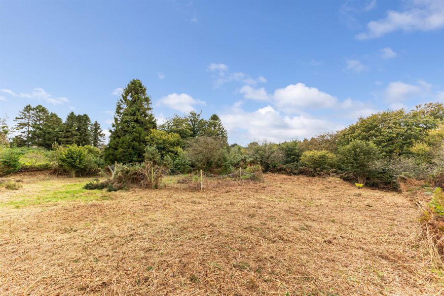 30 Mountain Road