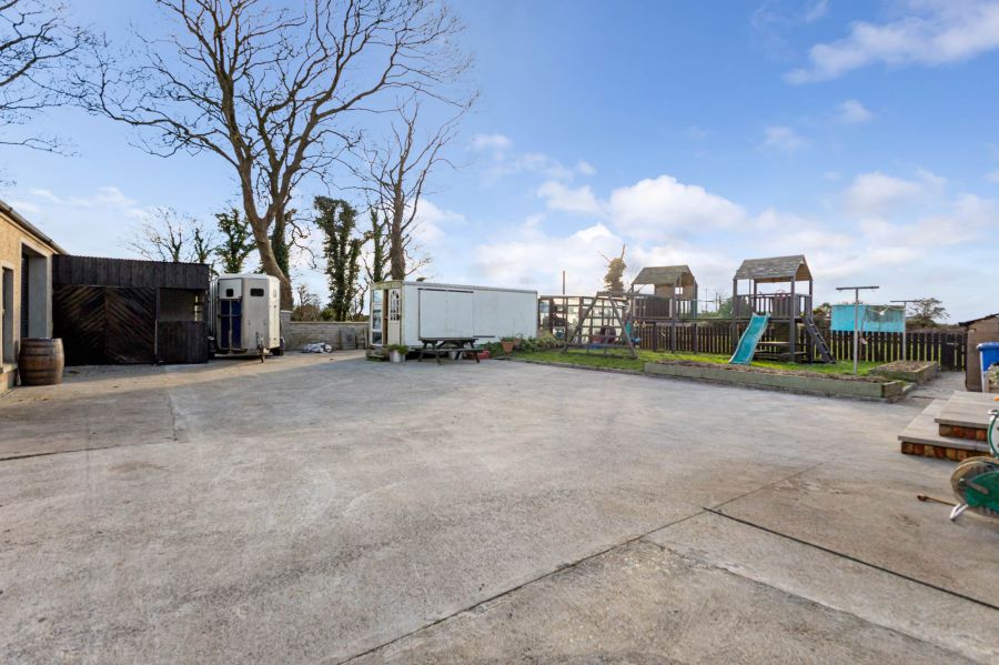3a Ballygelagh Road
