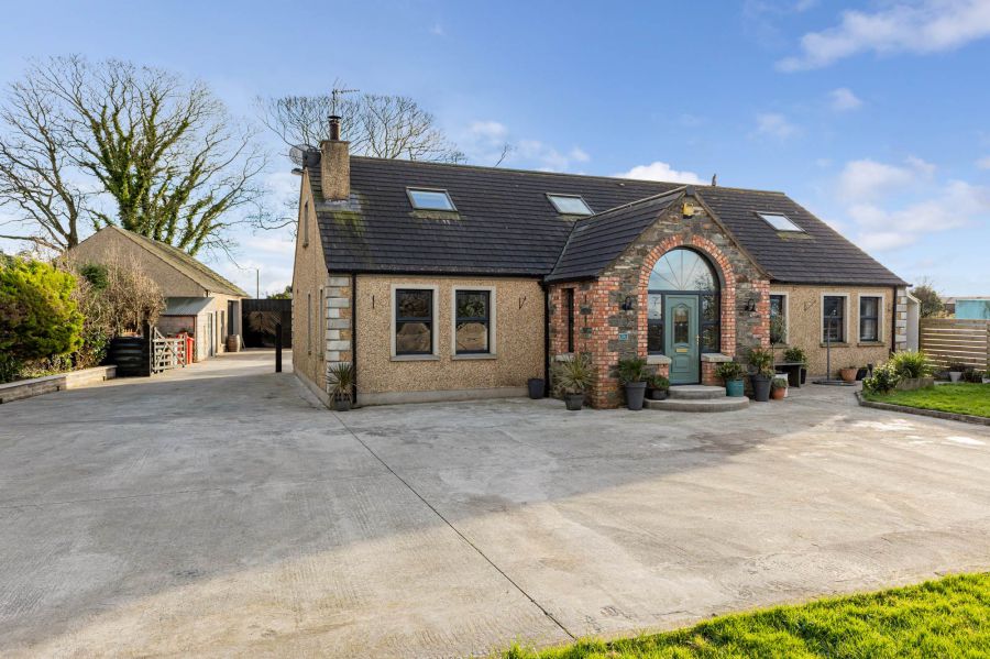 3a Ballygelagh Road