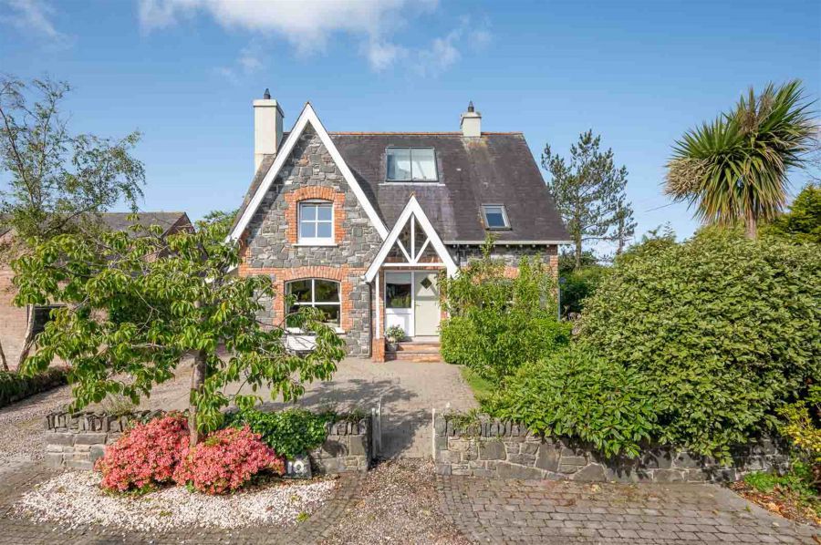 10 Stockbridge Road