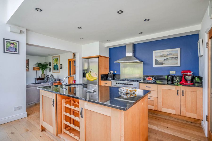 10 Stockbridge Road
