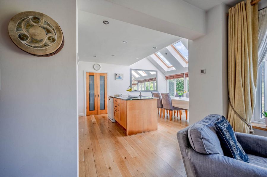 10 Stockbridge Road