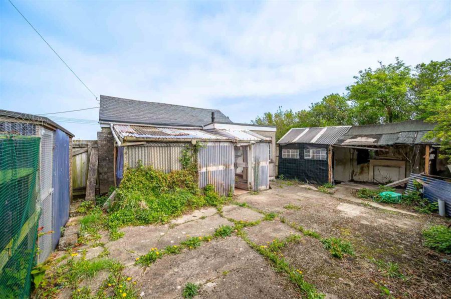 29 Moss Road