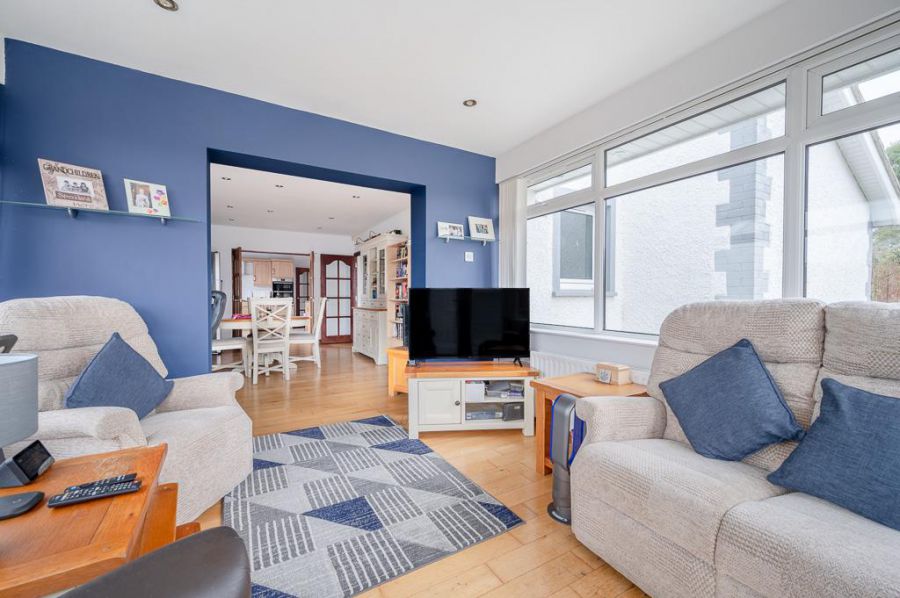5 Westland Drive