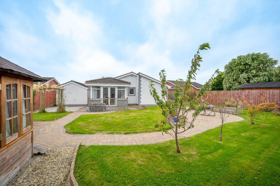5 Westland Drive
