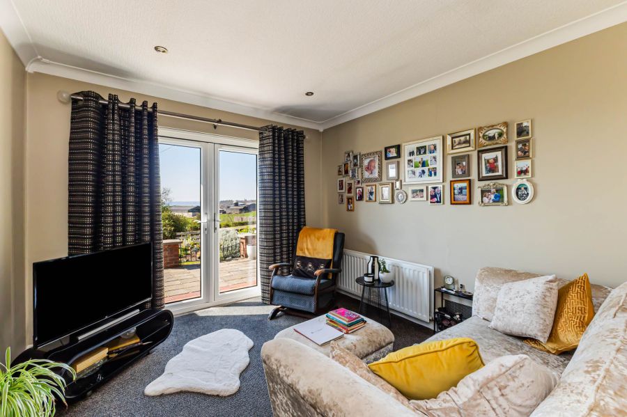 21 Carrowdore Road