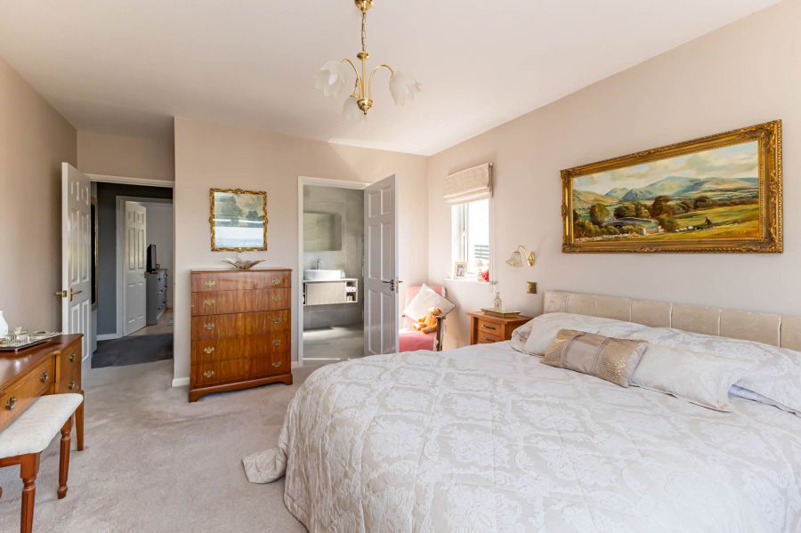 21 Carrowdore Road