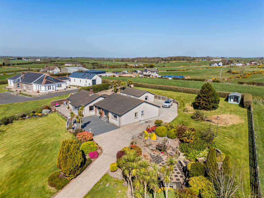 21 Carrowdore Road